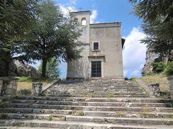 RINASCE L’EREMO DI SANT’ANTONIO A PESCOCOSTANZO (AQ):  UN IMPEGNO PER LA STORIA E LA FEDE