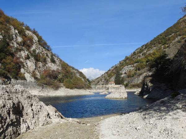 FOLIAGE AL LAGO DI SAN DOMENICO