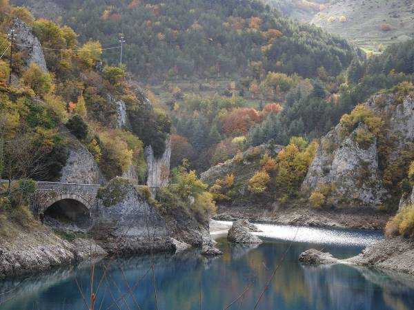 Foliage lungo le Gole del Sagittario