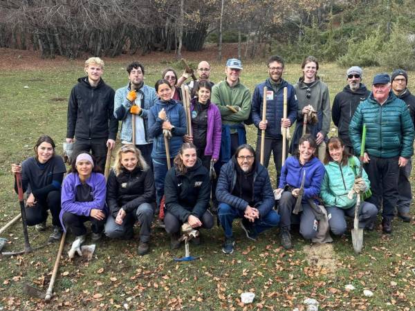 Parco Sirente Velino<br>Un frutteto con i proventi del calendario 2024