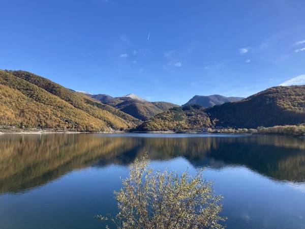 MICHELE BARBUSCIA DELL’IISA IN ALLENAMENTO  AL LAGO DI SCANNO