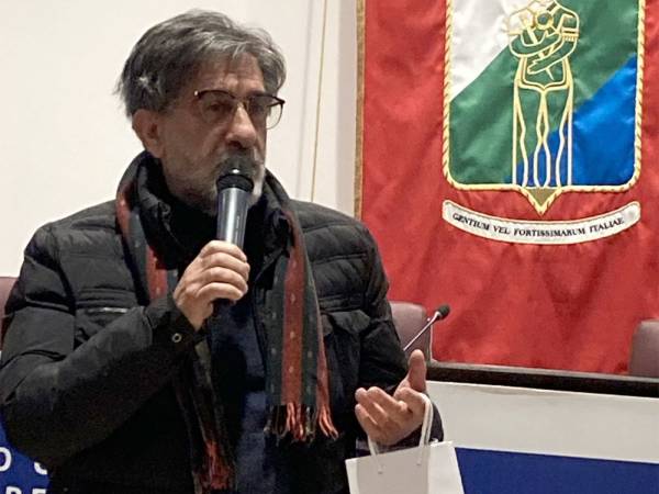 Riconoscimento ai giornalisti con 35 anni di iscrizione all’ordine C’era tra questi anche il nostro direttore