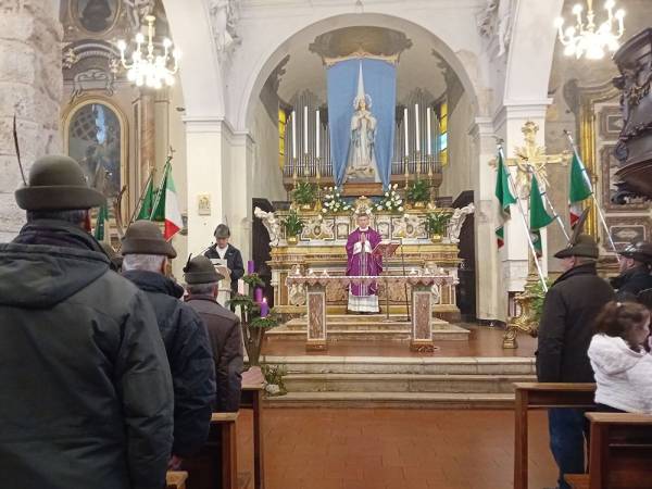 Prima Domenica d’Avvento a Scanno Nella simbologia natalizia del presepio     E con la partecipazione di alcuni gruppi alpini