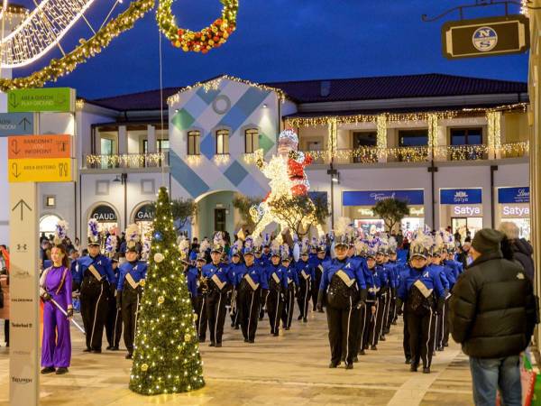 Arriva la Befana al Santangelo Outlet Village