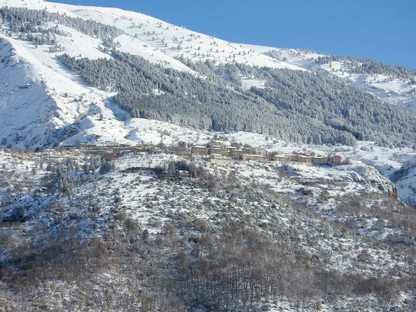 I paesi con un bianco mantello: Scanno e Villalago