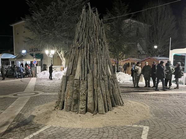 “E venne a Villalago il giorno della “Fanoglia Cittadina” Per la festa in onore di San Domenico Abate