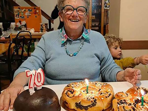 Una targa commemorativa ad Anversa in ricordo di Bianca Marcelli