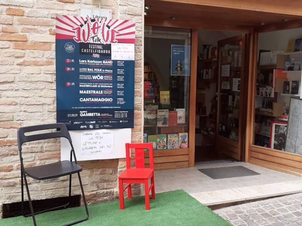 Libreria Aleph di Castelfidardo: al via la raccolta fondi per salvarla dalla chiusura