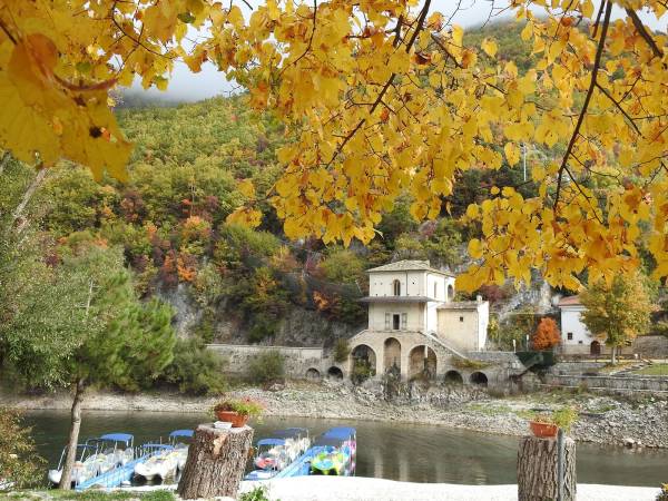 FOLIAGE NELL’ALTA VALLE DEL SAGITTARIO