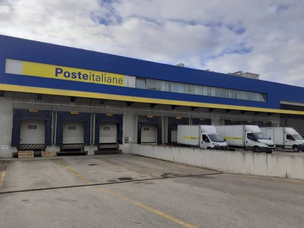 POSTE ITALIANE SOSTIENE IN ABRUZZO LA GIORNATA NAZIONALE DELLA COLLETTA ALIMENTARE 