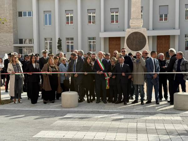 Inaugurata a Pescara Piazza Alessandrini