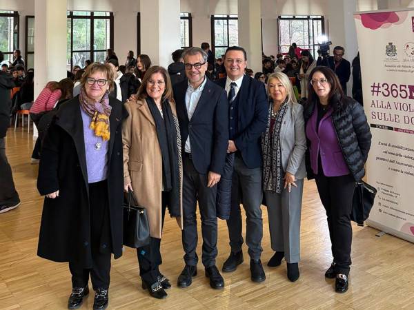 Giornata contro la violenza sulle donne, i dati del Centro Ananke illustrati agli studenti