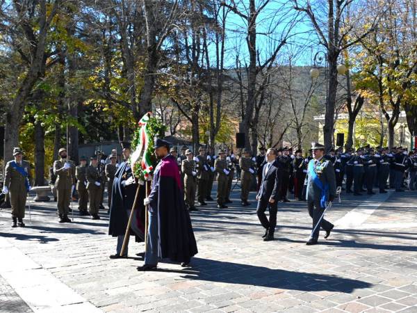 Celebrazioni a L’Aquila nel Giorno dell’Unità Nazionale e della Giornata delle Forze Armate 