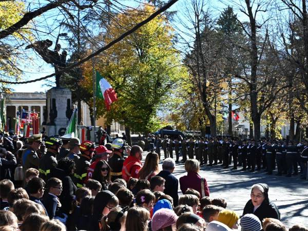 Celebrazioni a L’Aquila nel Giorno dell’Unità Nazionale e della Giornata delle Forze Armate 