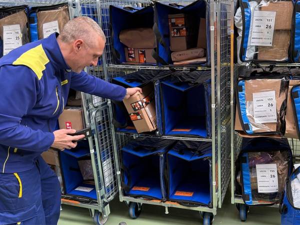 IN ABRUZZO I CENTRI DI DISTRIBUZIONE PRONTI A GESTIRE IL SENSIBILE INCREMENTO DELLE SPEDIZIONI DURANTE LE FESTIVITÀ