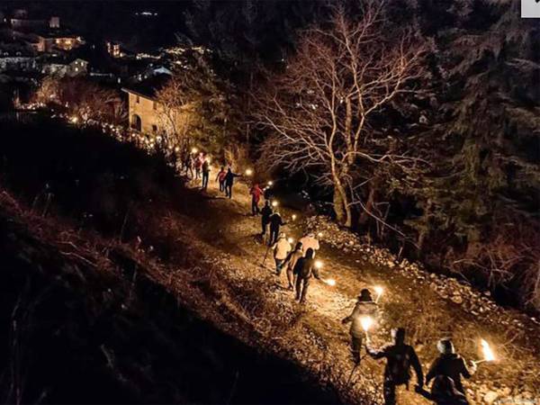 FIACCOLATA DI FINE ANNO A CIVITELLA ALFEDENA 