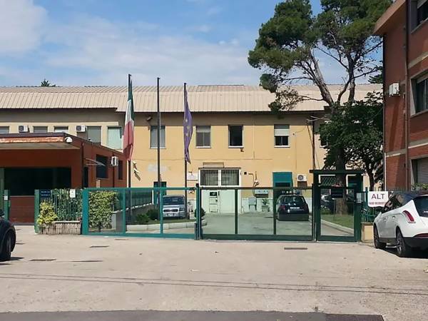 PESCARA, DOPPIA AGGRESSIONE E CAOS GESTIONALE NEL CARCERE