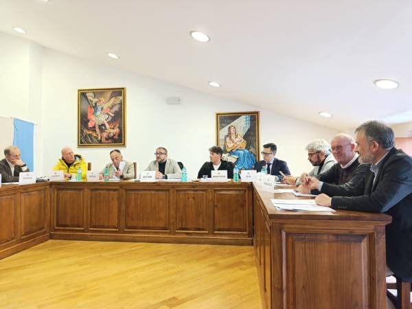 A Villa Sant’Angelo incontro istituzionale sul progetto “L’Aquila Città Territorio – Programma Restart 2025–2026”