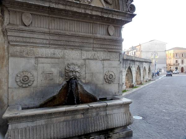 NEL TESTO DEFINITIVO DEL MILLE PROROGHE NON C’E’ CENNO SUI TRIBUNALI ABRUZZESI IN DEROGA. ORA PROMETTONO UN DDL DI STABILIZZAZIONE (!)