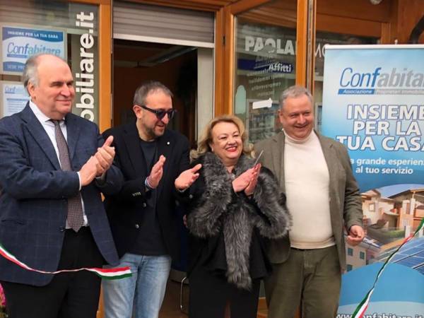 Confabitare ha inaugurato la nuova sede a L’Aquila