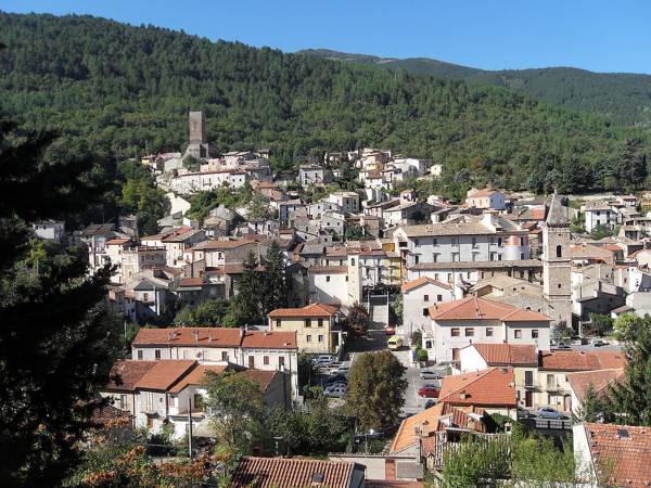 Introdacqua da oggi è ufficialmente tra i Borghi più Belli d'Italia