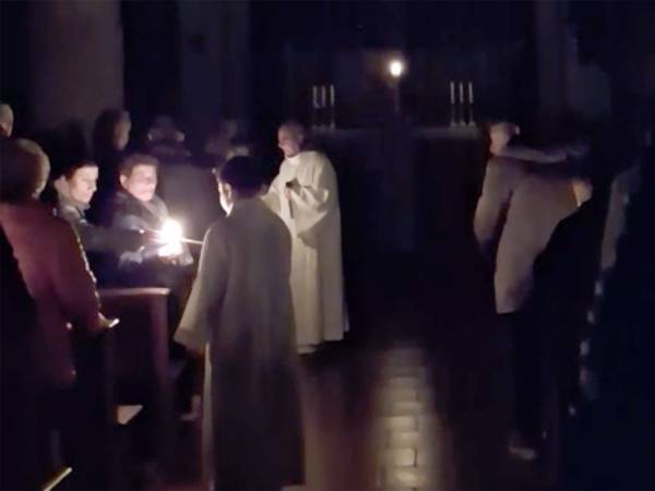 Celebrata a Scanno la Veglia Pasquale nella Notte Santa