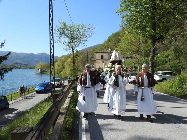 MAGGIO CON LA MADONNINA A SCANNO