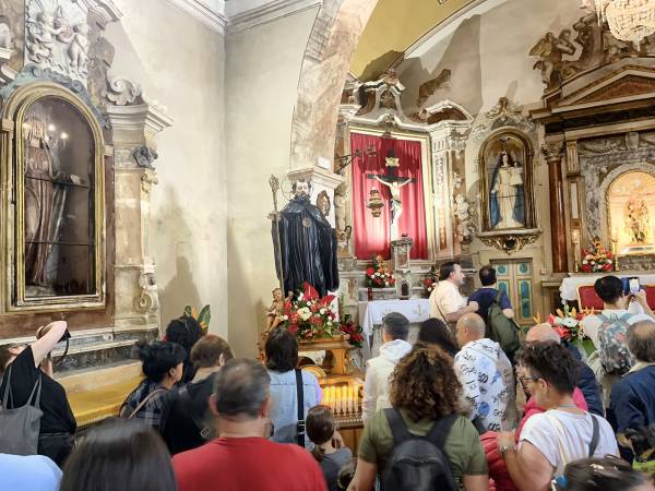 In quindicimila a Cocullo per la festa di San Domenico
