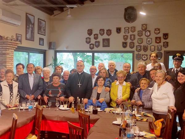 𝐕𝐢𝐬𝐢𝐭𝐚 𝐏𝐚𝐬𝐭𝐨𝐫𝐚𝐥𝐞 ad Anversa degli Abruzzi: una giornata intensa di incontri con la popolazione