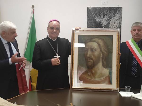 𝐕𝐢𝐬𝐢𝐭𝐚 𝐏𝐚𝐬𝐭𝐨𝐫𝐚𝐥𝐞 ad Anversa degli Abruzzi: una giornata intensa di incontri con la popolazione