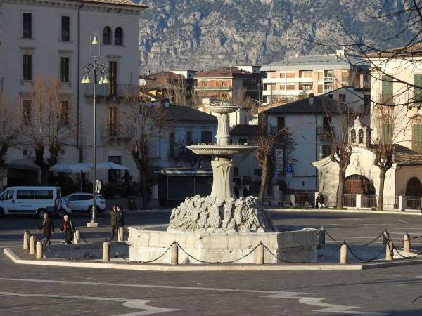 A Sulmona una campagna elettorale nuova rispetto al passato