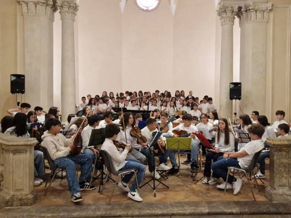 Successo per il progetto “Musicando Rodari” tra musica, poesia e arti performative