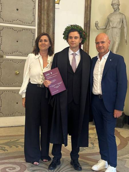 Auguri a Sebastiano Sarno per la Laurea Magistrale in “Governo, Amministrazione e Politica”