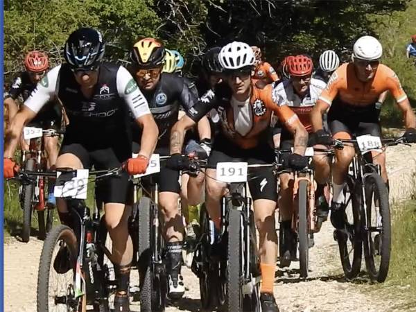 FRANCO CASELLA ED ELEONORA D’ANGELO PRIMI NELLA XXII MARATHON DEGLI STAZZI 