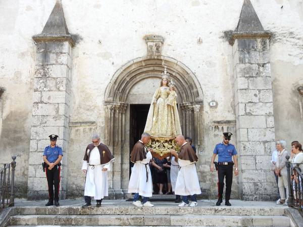 Fede, tradizione e partecipazione nella festa della Madonna del Carmine a Scanno