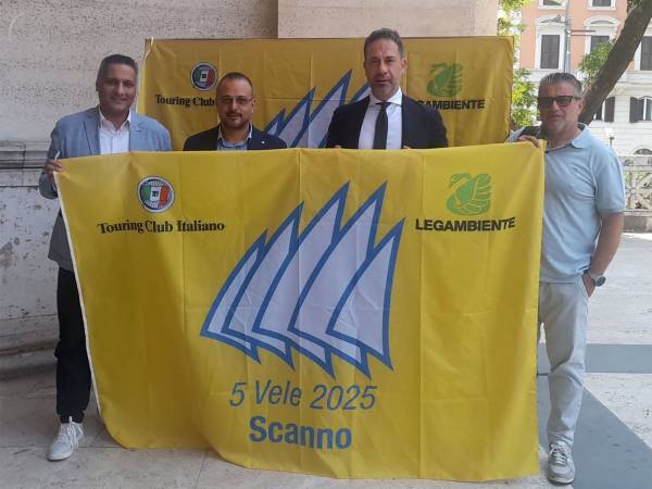 Goletta dei Laghi a Scanno e Bomba: Scanno conquista le 5 Vele di Legambiente e Touring Club Italiano