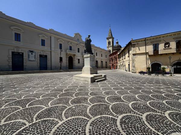 D’INCANTO SI TORNA A PARLARE DI PROVINCE