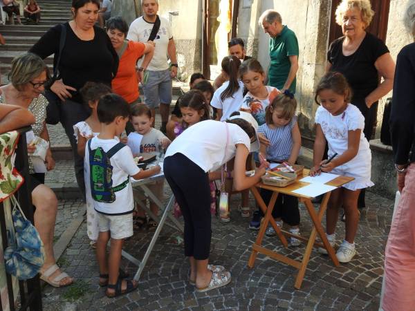 Successo per la Quinta Edizione della “Notte Bianca del Libro a Villalago”