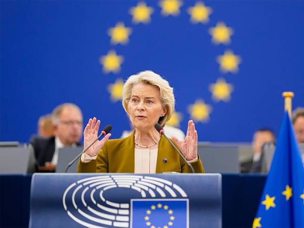 Von der Leyen: «Sosterremo la stampa europea affinché rimanga libera»