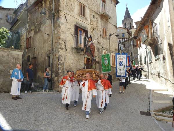 Concluse le celebrazioni religiose per il Santo Patrono di Scanno con la partecipazione di don Giacomo che lascerà la diocesi per entrare nella comunità francescana