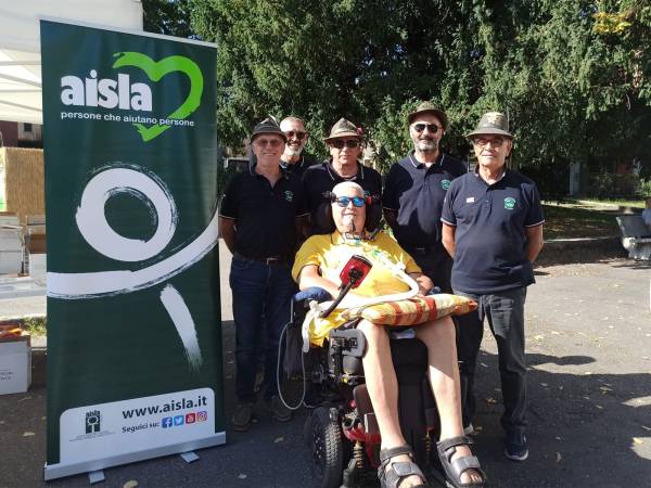 AISLA ha chiuso la XVIII Giornata Nazionale SLA col messaggio del Papa e l’abbraccio simbolico del derby Lazio-Roma