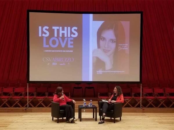 IS THIS LOVE – L’AMORE RACCONTATO DAI GIOVANI