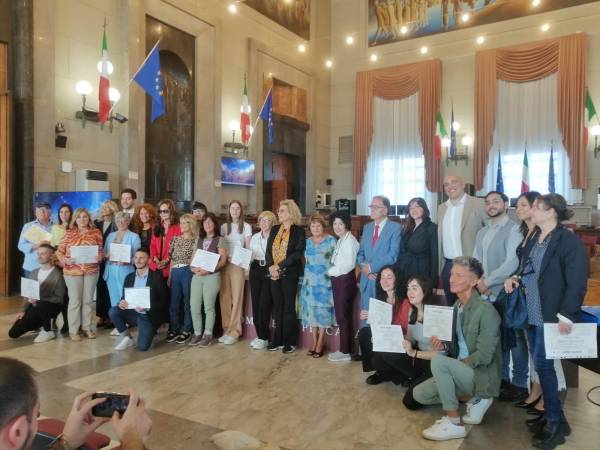 Cerimonia di premiazione dei vincitori della Prima Edizione del Concorso Letterario Nazionale “Essere Oltre”