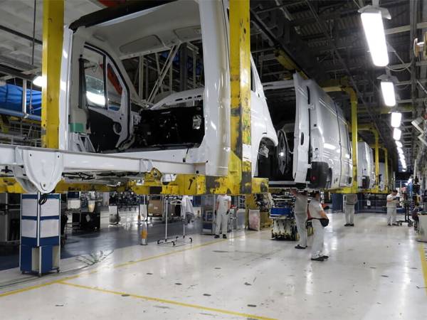 Ex SEVEL: lavoratore da 2.400 a 1.200 euro al mese