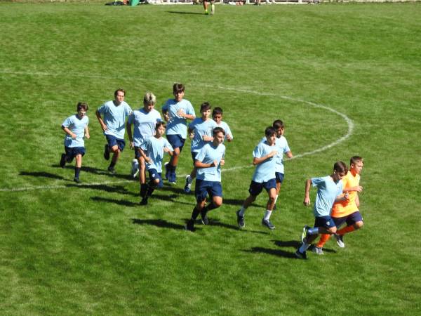 Domani alle ore 15,00 a Villalago  incontro di calcio tra il Grifo di Roma e l’Olympia Ovidiana
