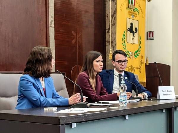 MALATTIE INVISIBILI, LA COMMISSIONE EUROPEA RISPONDE A GIOVANI&FUTURO 