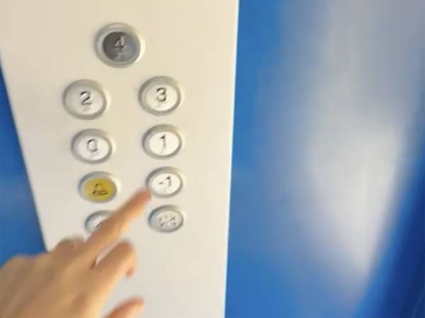 Riparato e riattivato a Pescara l'ascensore dell'edificio di via Nenni