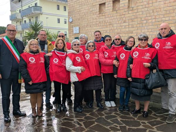 Record di solidarietà con la "Befana del Vigile" a Montesilvano