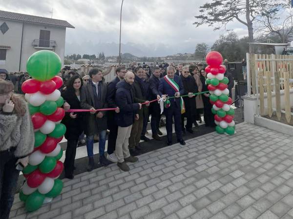 Colledara: inaugurata la nuova Scuola Secondaria "Fedele Romani"