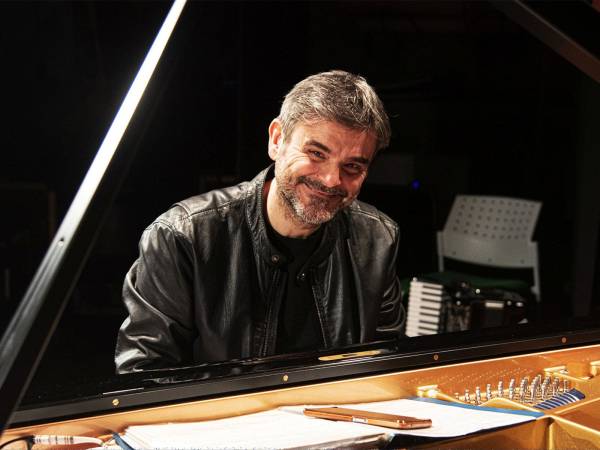 I Solisti Aquilani con il pianista Di Sabatino interpretano i Percorsi melodici a ritroso